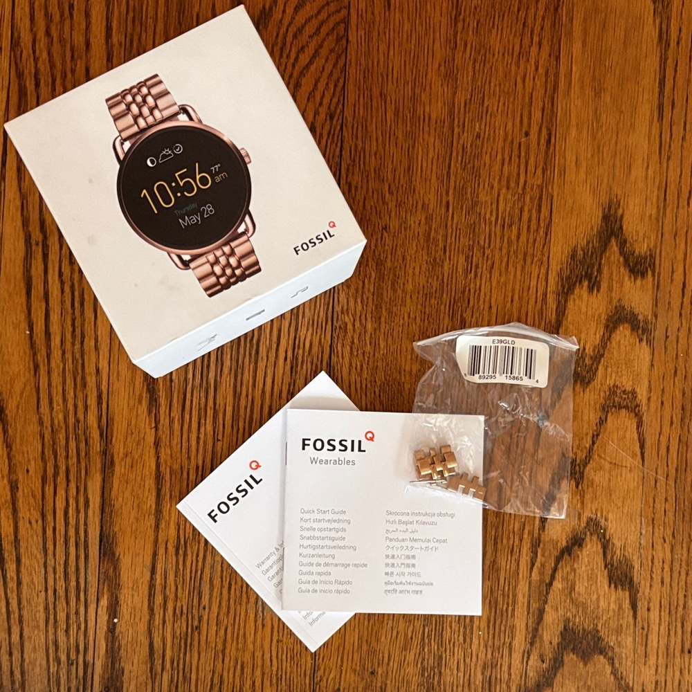 Fossil Q Smartwatch in Rose Gold - Picture 5 of 6